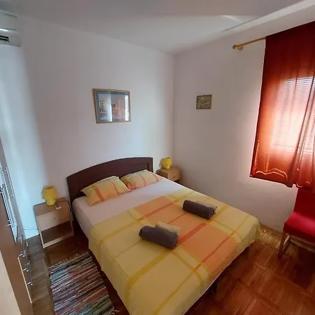 In Zaboric With Sea View, Balcony, Air Conditioning, Wifi 5177-2 シベニク
