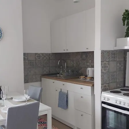 In Zaboric With Sea View, Balcony, Air Conditioning, Wifi 5177-2 アパート *