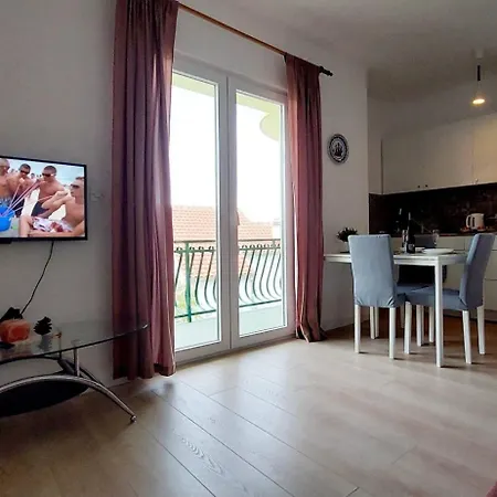 Апартаменты In Zaboric With Sea View, Balcony, Air Conditioning, Wifi 5177-2 Шибеник